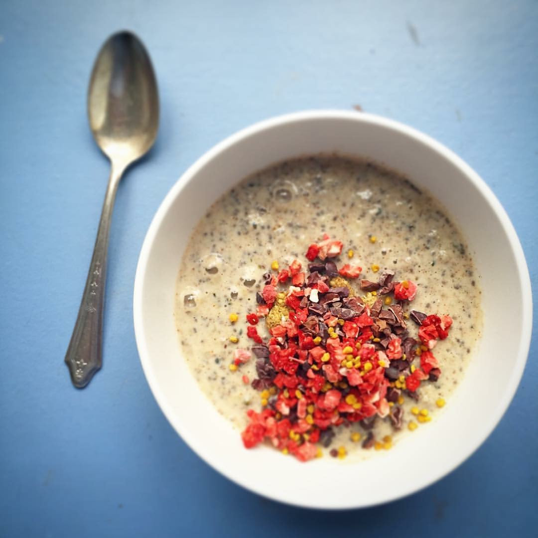 Vegansk vaniljebudding med chiafrø