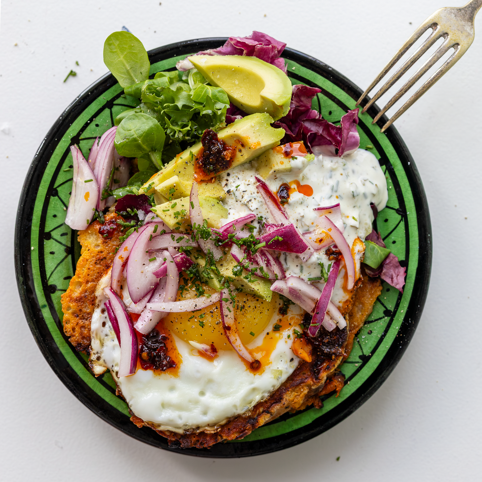 Sød kartoffel pandekage med spejlæg