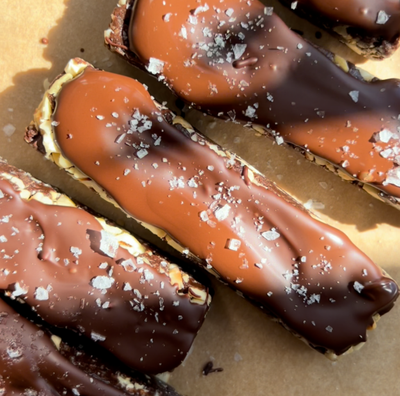 Hjemmelavede proteinbarer med planteprotein