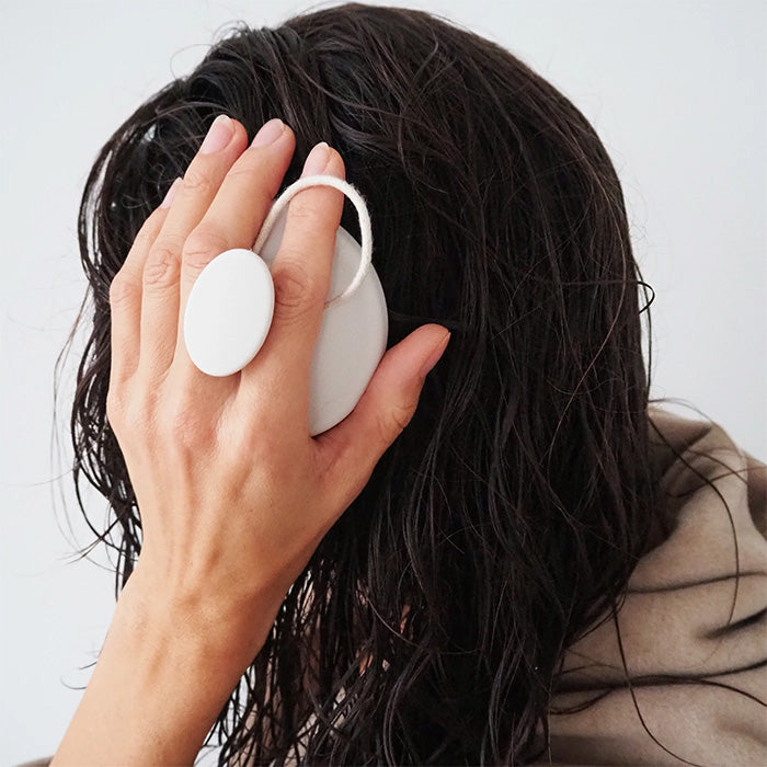 Karmameju Activate Hovedbundsbørste'